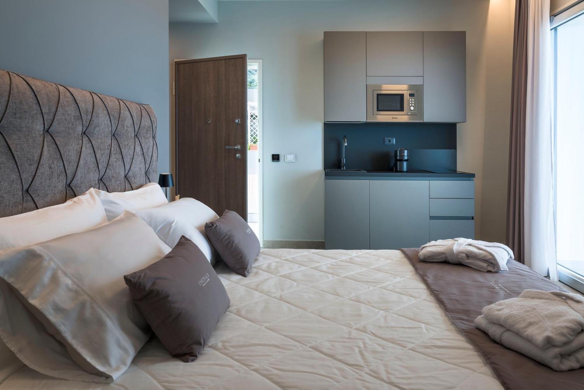 Emerald Hotel Residence Cefalu Ngoại thất bức ảnh